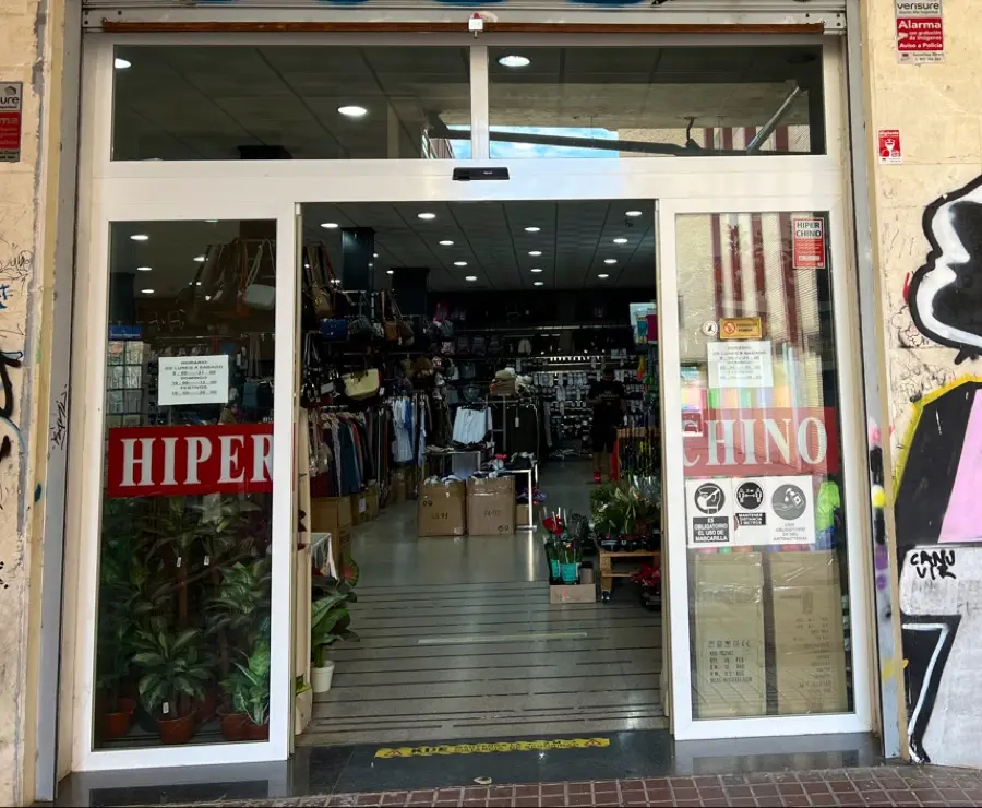 Entrada de Hiper Chino Móstoles